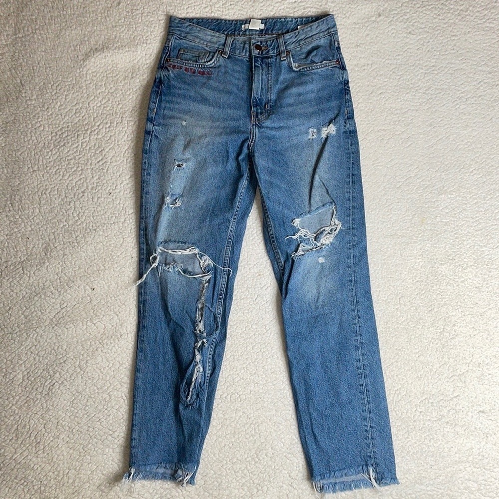 H&M Denim Jeans Distressed Ripped In style Size 6 - Picture 9 of 10
